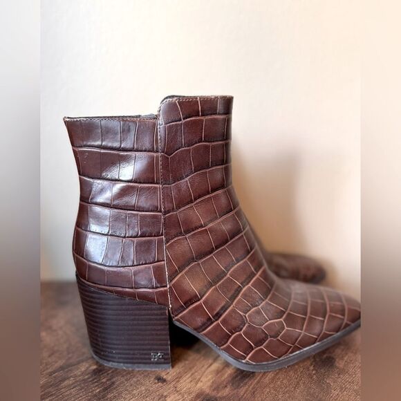 Same Edelman Cari Brown Embossed print Booties size 8.5 - Picture 1 of 12